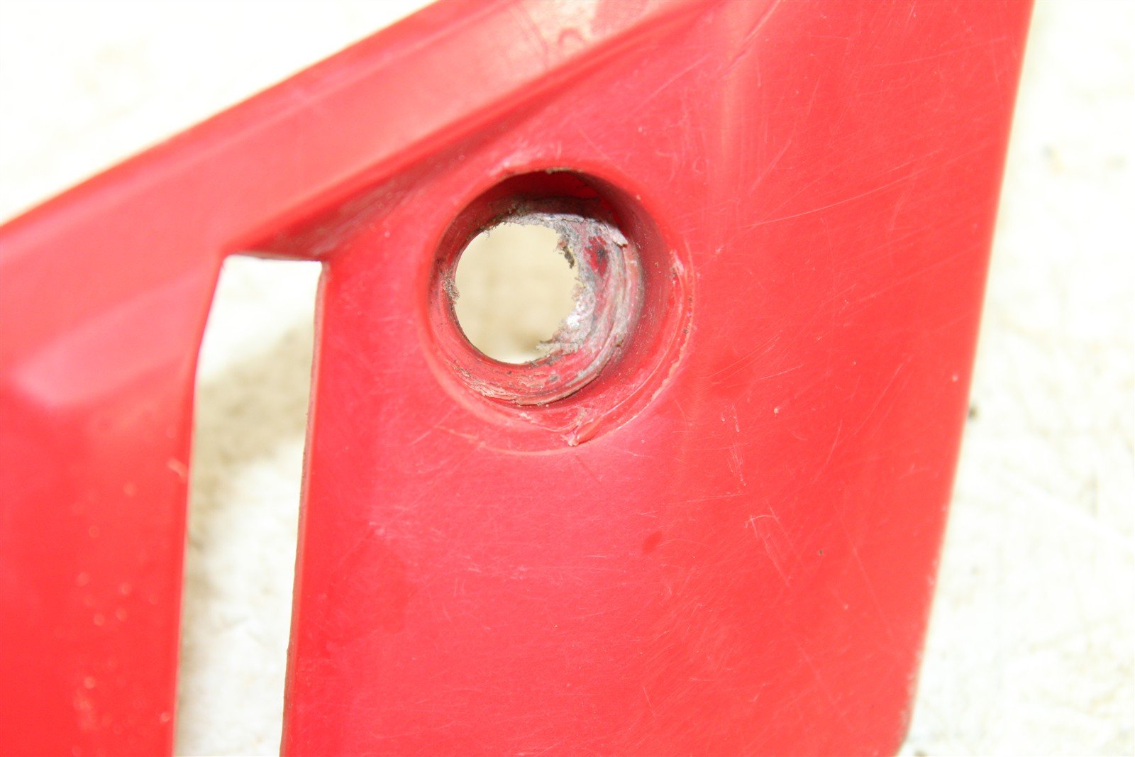 1987 Honda Fourtrax 350D Right Plastic Side Panel Vent 11111