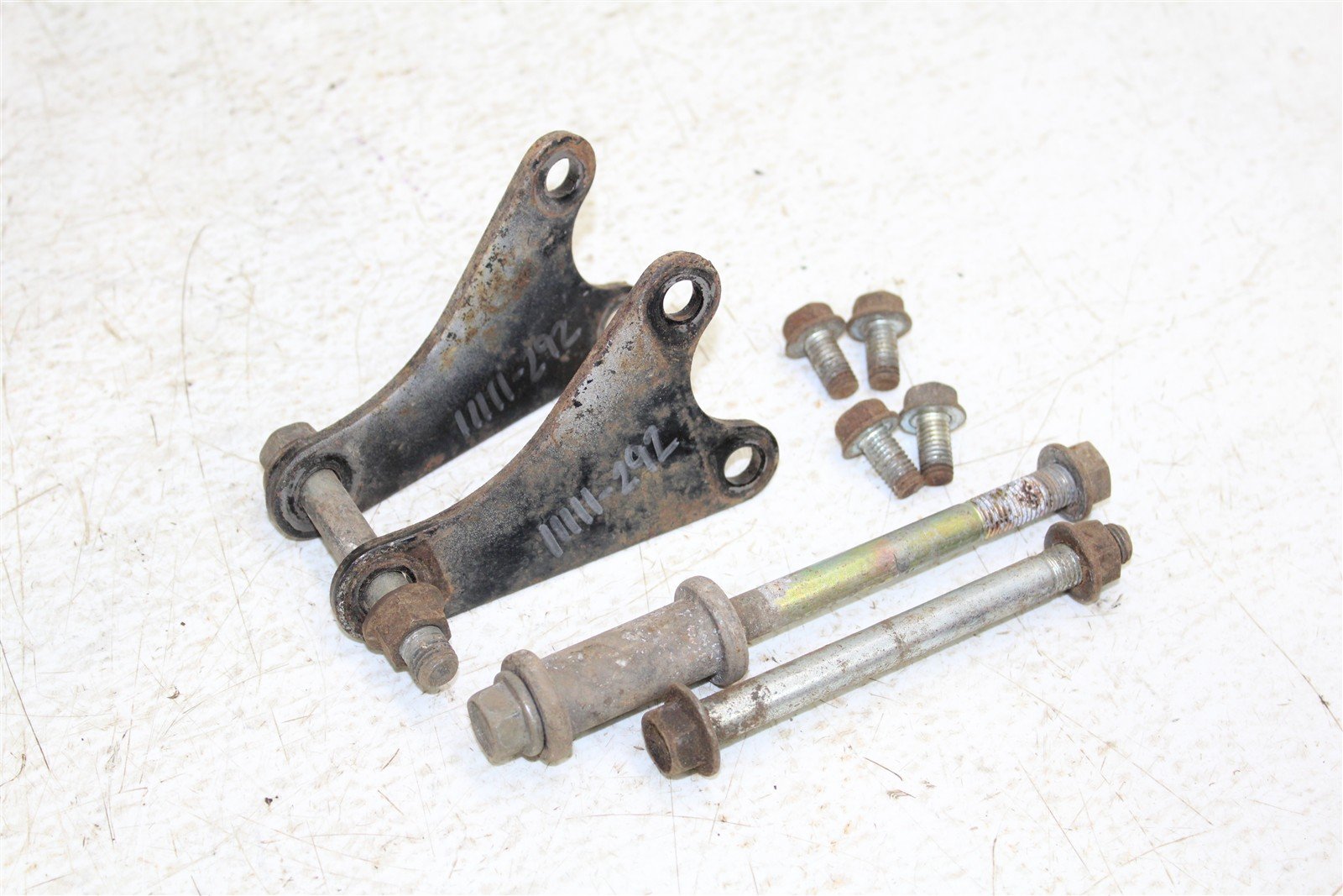 1987 Honda Fourtrax 350D Engine Mounts Motor Brackets 11111