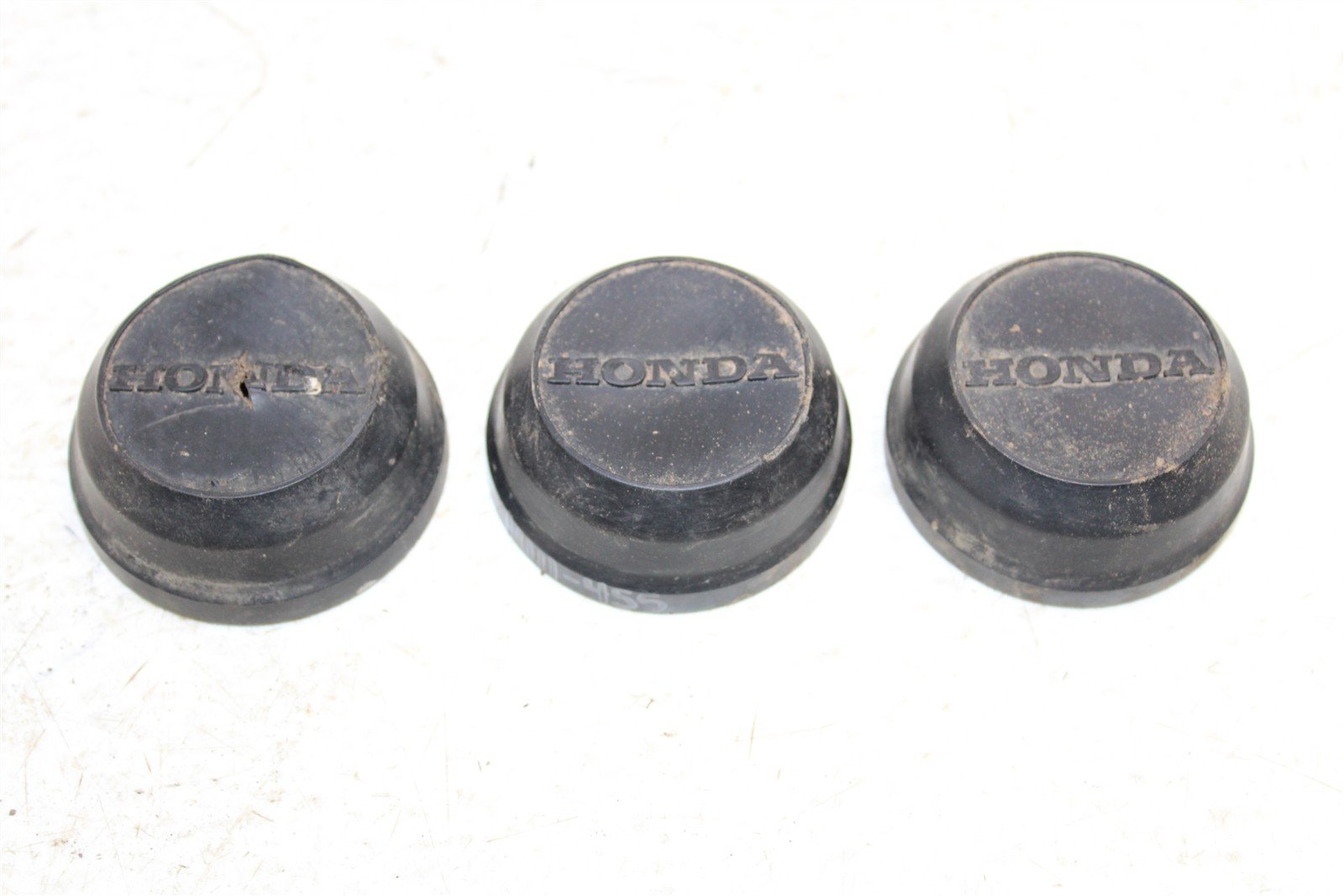 1987 Honda Fourtrax 350D Hub Caps Front Rear 11111