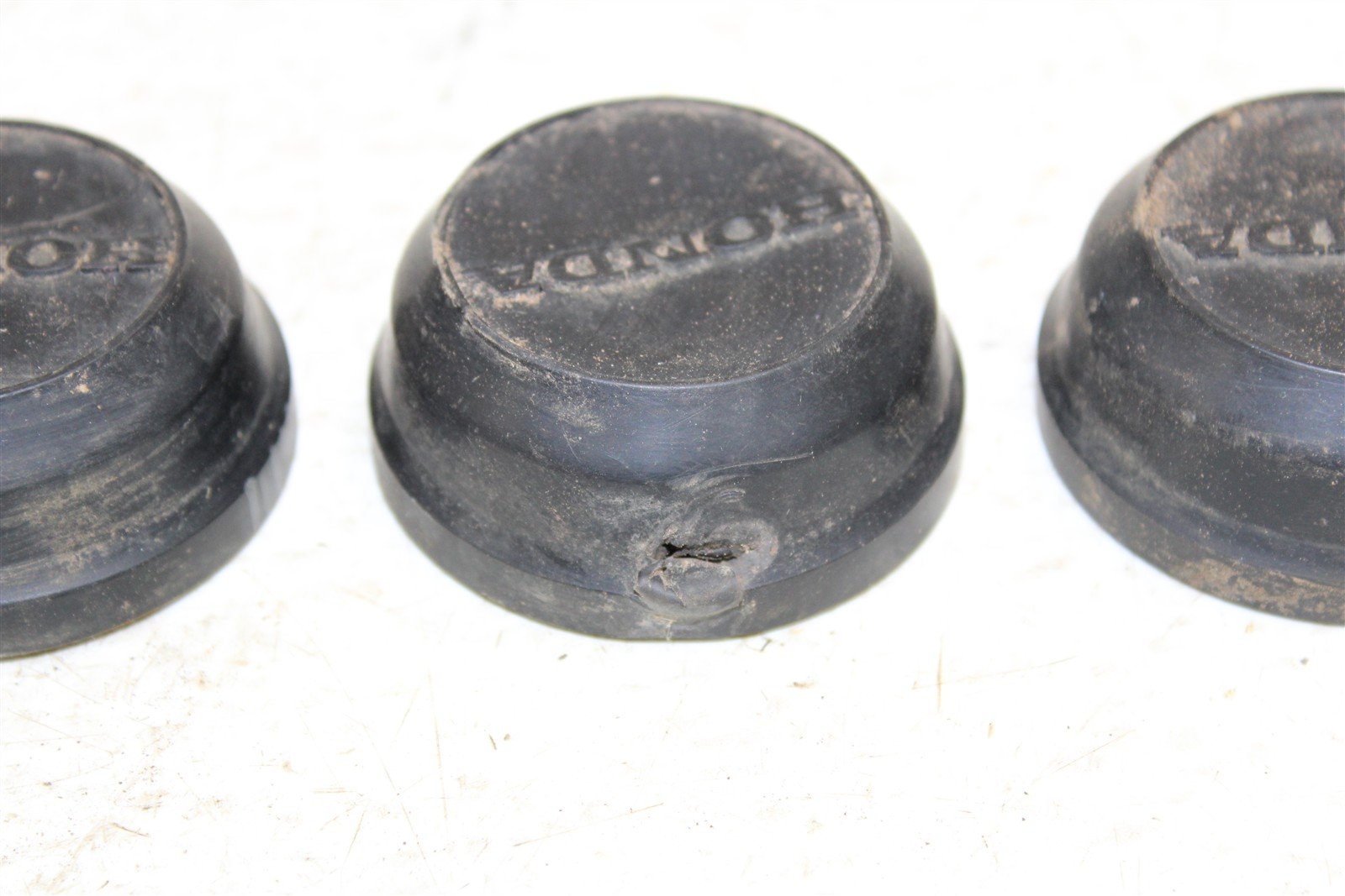 1987 Honda Fourtrax 350D Hub Caps Front Rear 11111