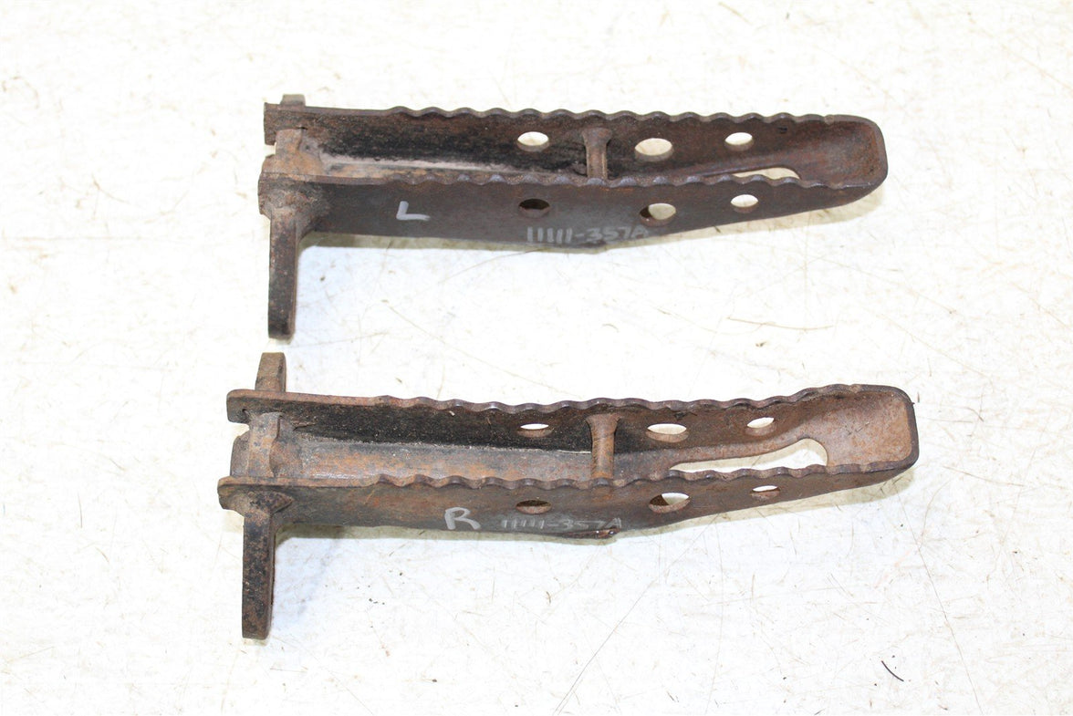 1987 Honda Fourtrax 350D Foot Pegs Rests Set Left Right 11111