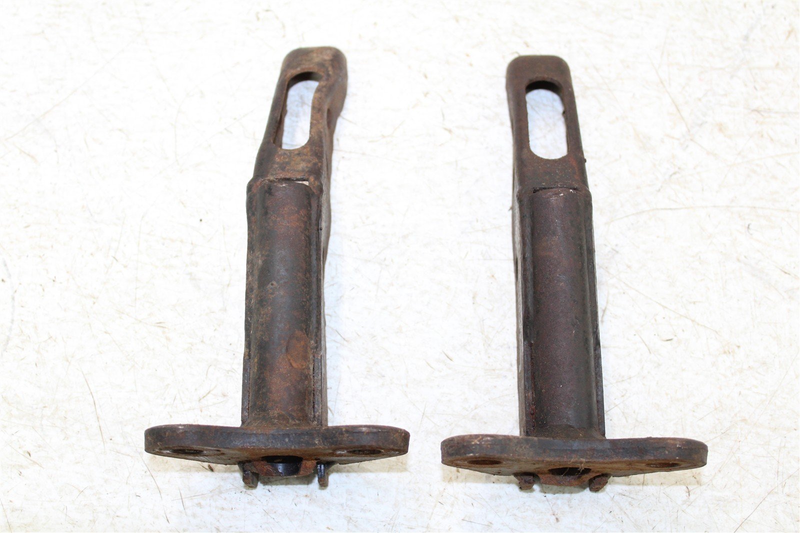 1987 Honda Fourtrax 350D Foot Pegs Rests Set Left Right 11111