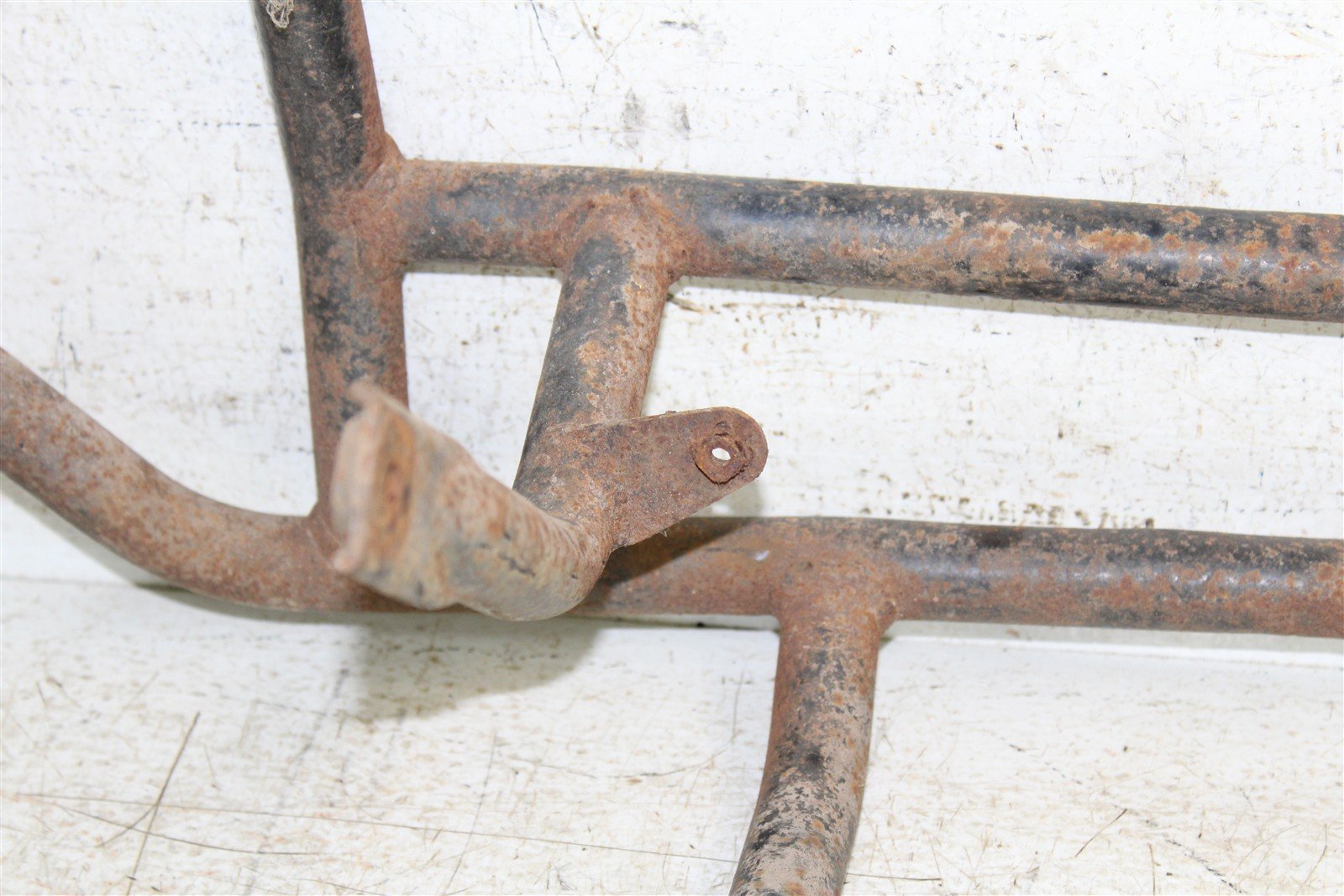 1987 Honda Fourtrax 350D Front Bumper Frame Mount 11111