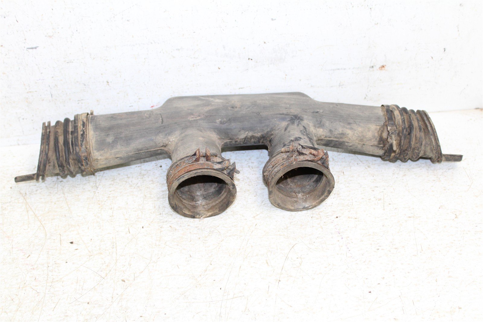 1987 Honda Fourtrax 350D Air Intake Ducts Scoops Boots 11111