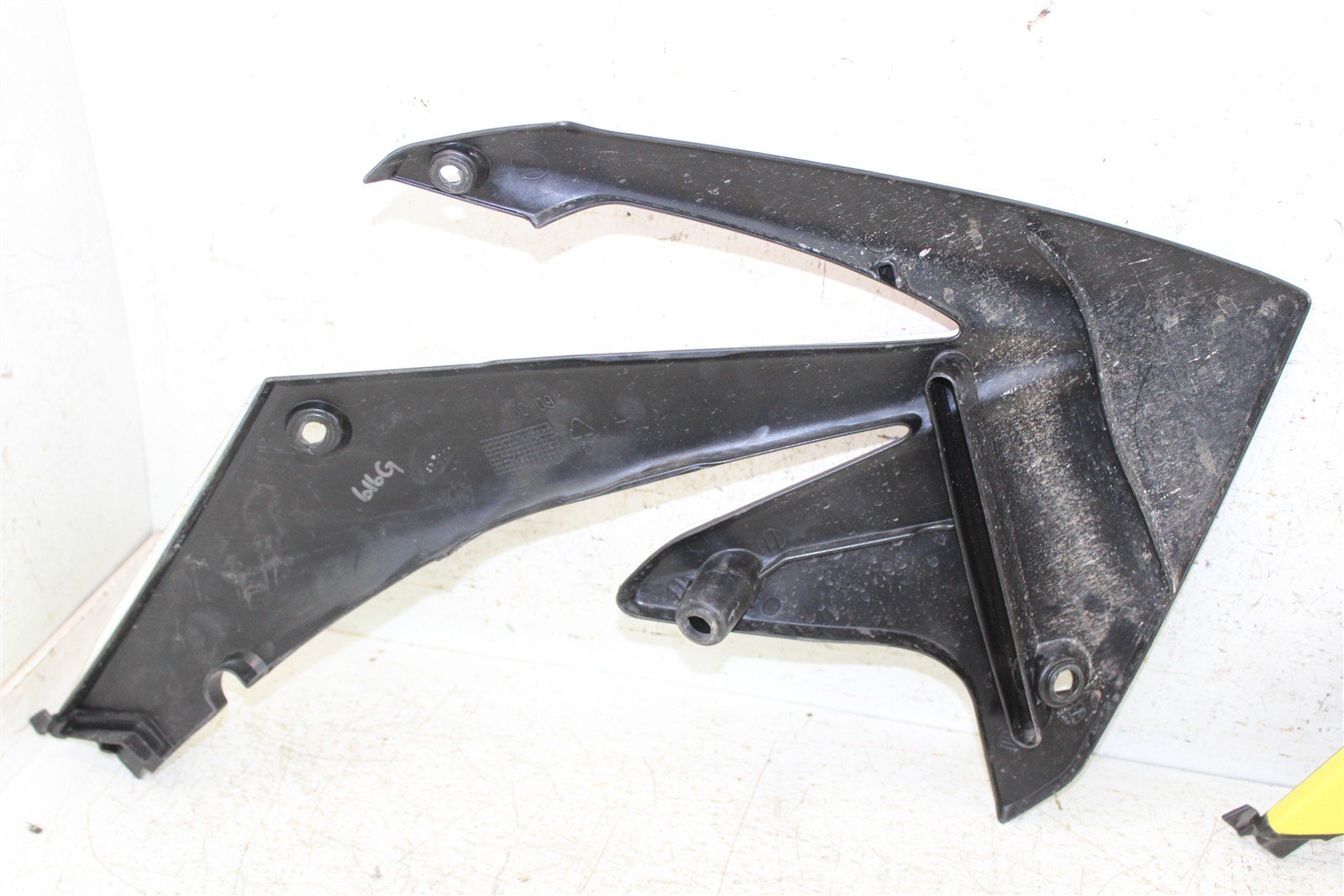 2009 Honda CRF 450R Plastics Gas Tank Shrouds Fenders Left Right 616G