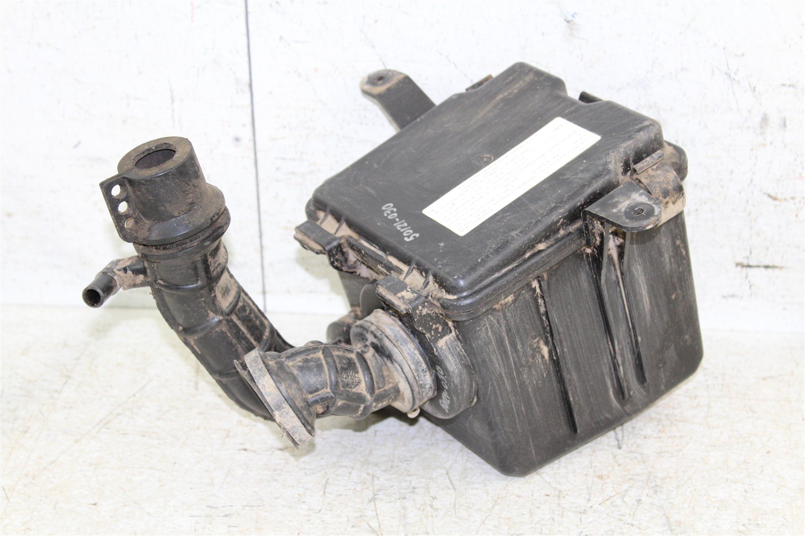 2003 Yamaha Bear Tracker 250 Air Box Intake Housing Boot Filter Cage 50121