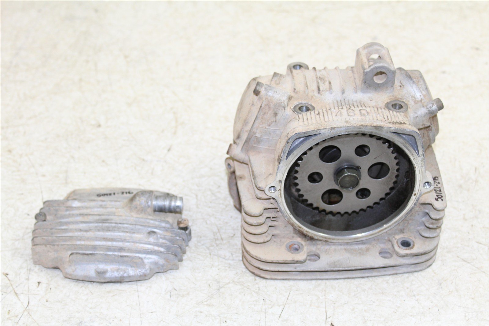 2003 Yamaha Bear Tracker 250 Cylinder Head Valve Cover w/ Camshaft Cam 50121
