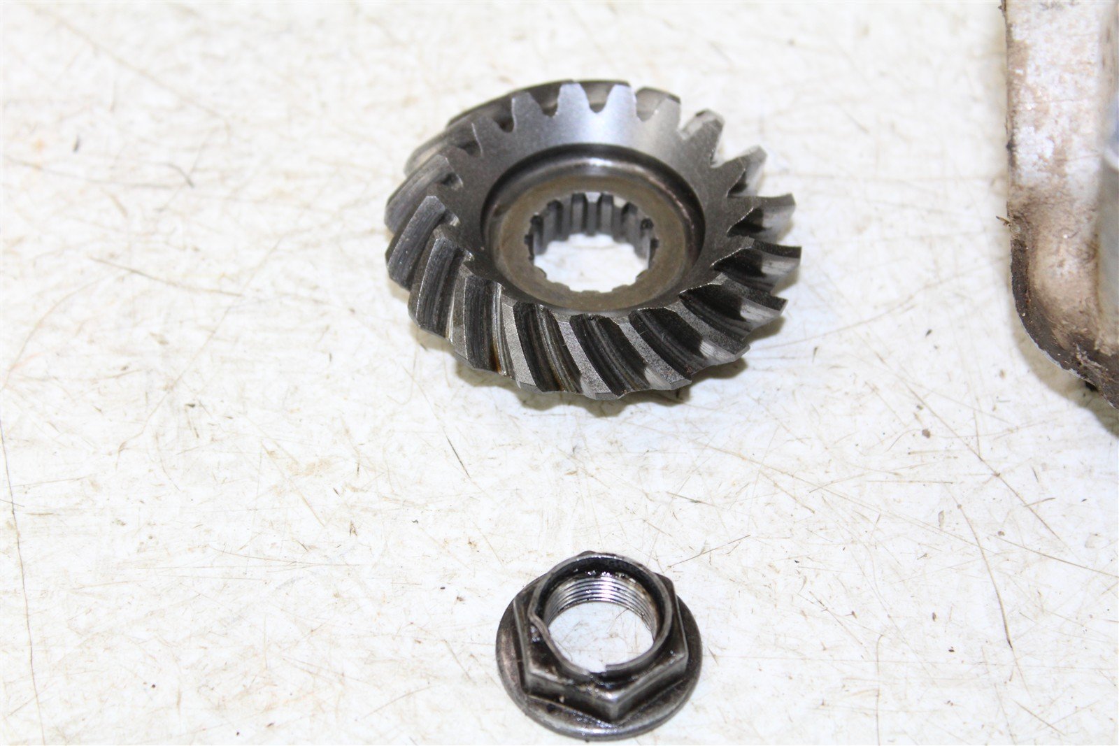 2003 Yamaha Bear Tracker 250 Rear Drive Shaft Output Bevel Gear 50121