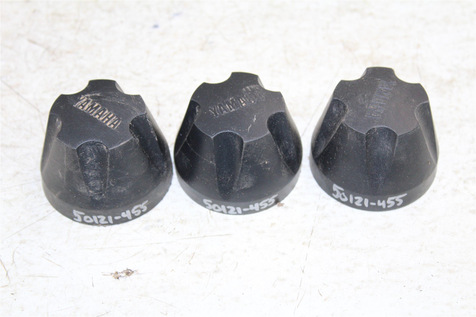 2003 Yamaha Bear Tracker 250 Hub Caps Front Rear 50121