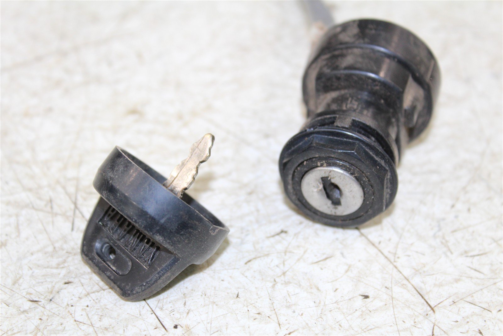 2003 Yamaha Bear Tracker 250 Key Ignition Switch 50121