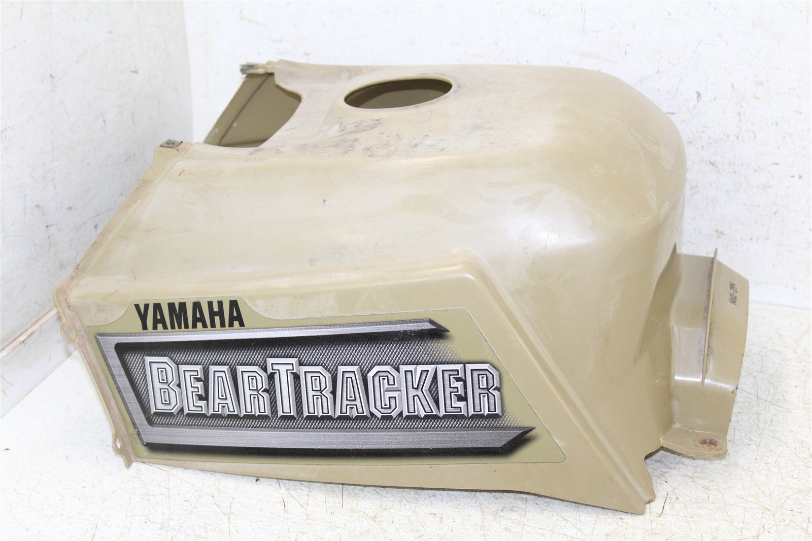 2003 Yamaha Bear Tracker 250 Plastic Gas Tank Cover Guard 50121