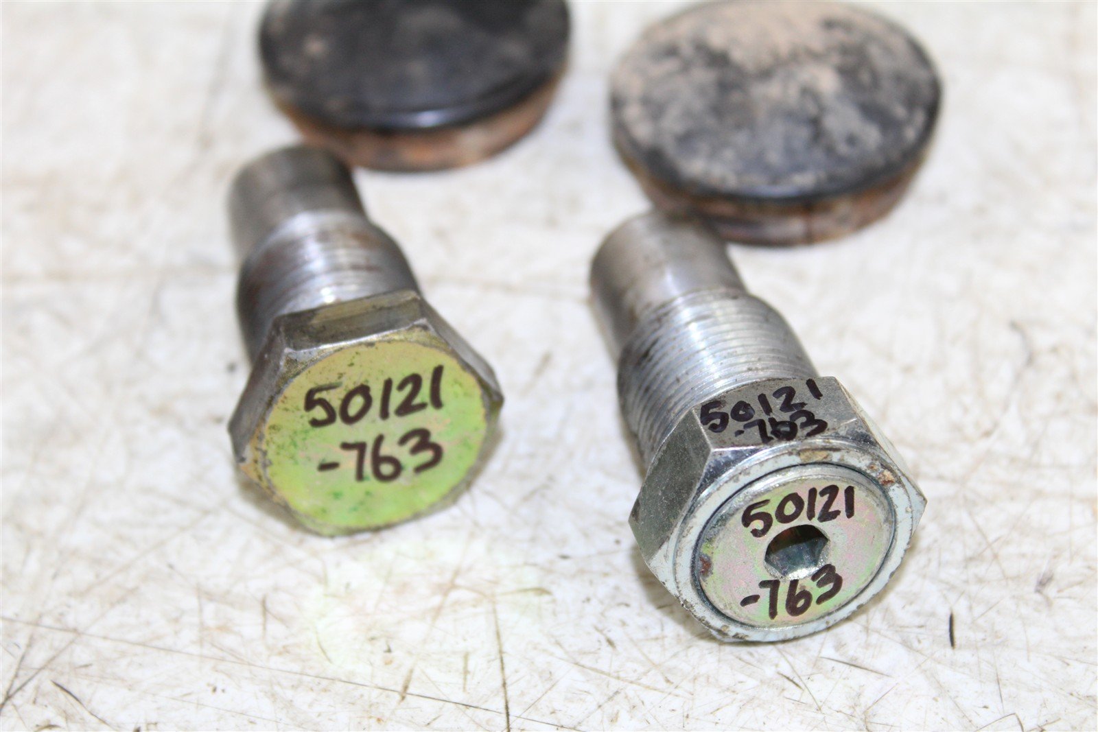 2003 Yamaha Bear Tracker 250 Swingarm Pivot Bolts Swing Arm Nut 50121