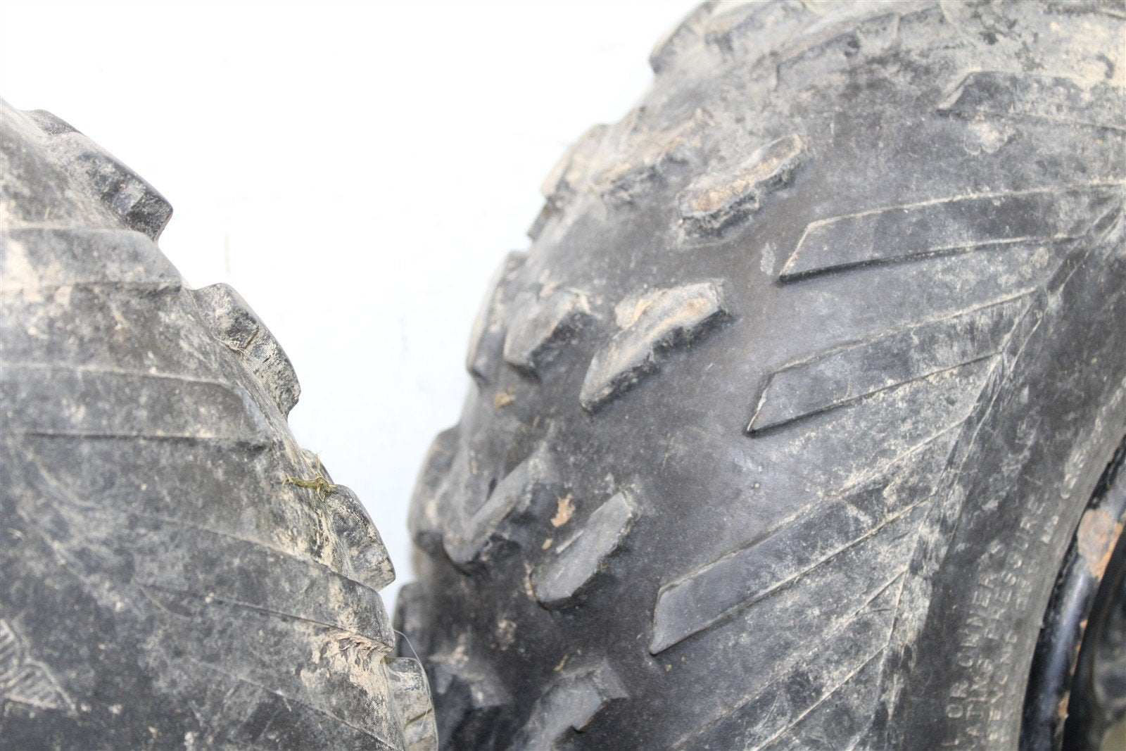 2003 Yamaha Bear Tracker 250 Front Wheel Set Rims 50121