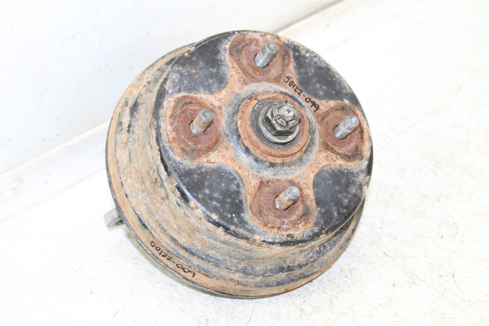 1999 Yamaha Bear Tracker 250 Front Right Brake Drum Backing Plate Panel Hub50122