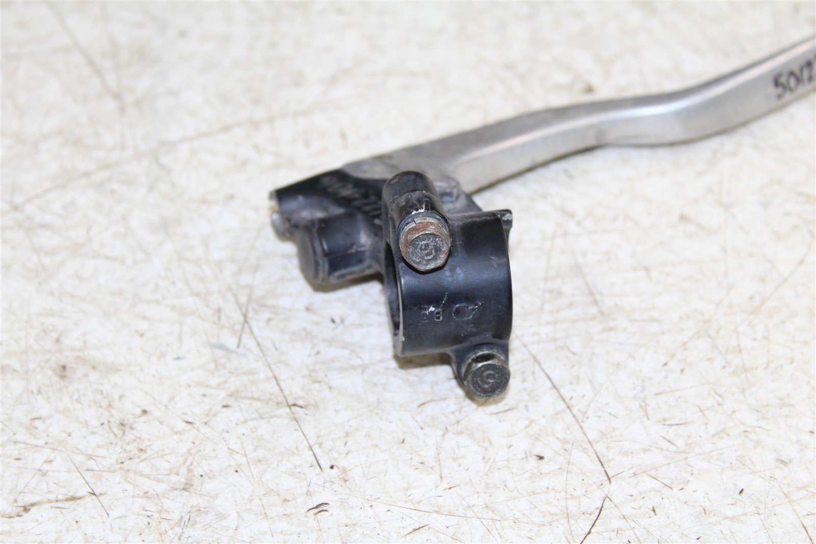 1999 Yamaha Bear Tracker 250 Front Right Brake Lever w/ Perch 50122
