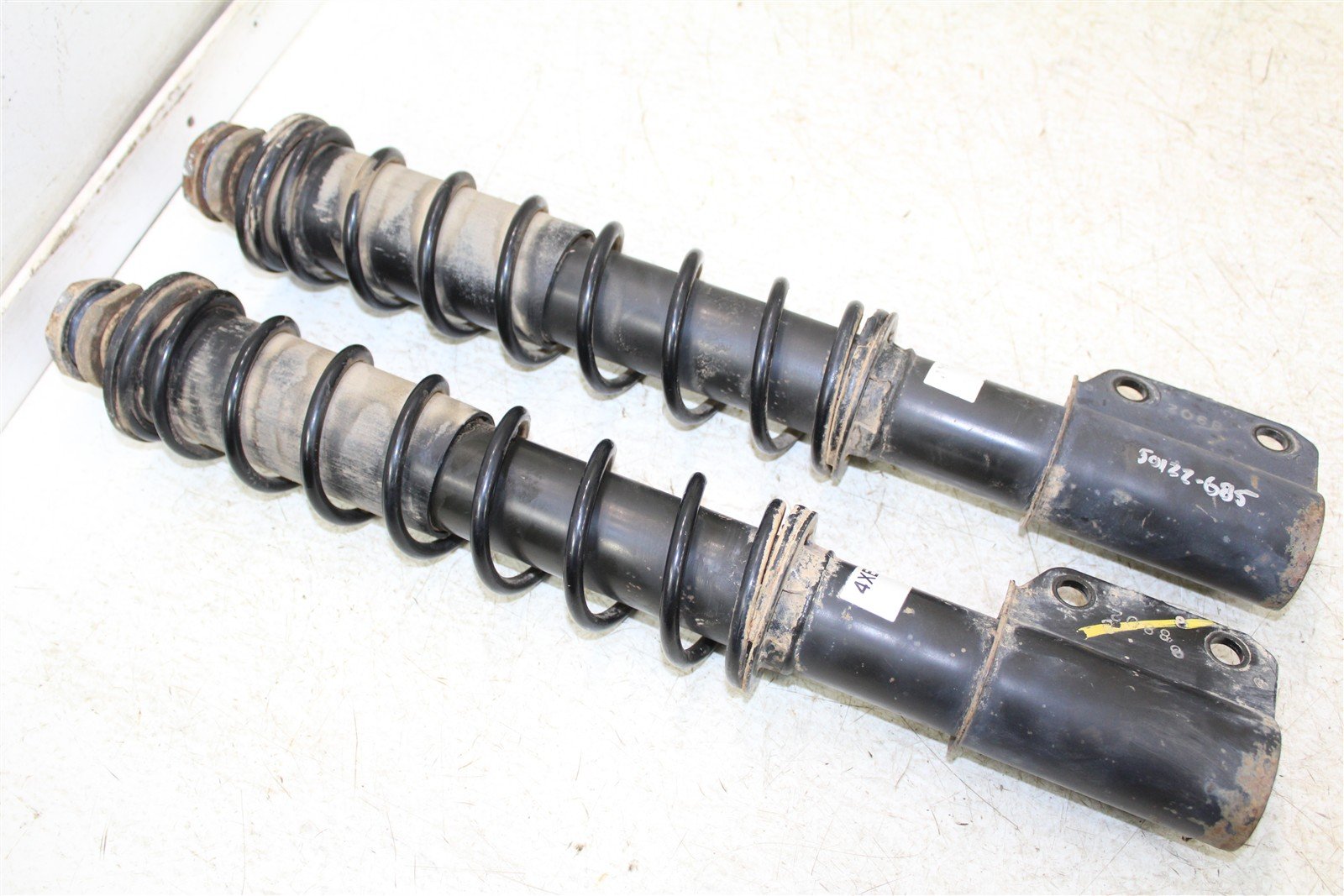 1999 Yamaha Bear Tracker 250 Front Shocks Spring Absorber Left Right 50122