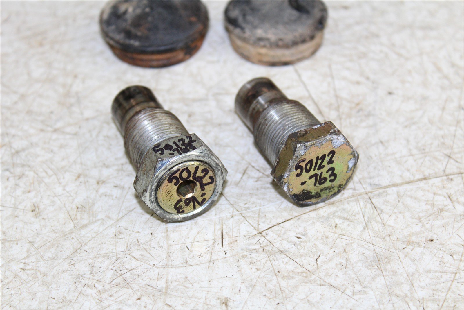 1999 Yamaha Bear Tracker 250 Swingarm Pivot Bolts Swing Arm Nut 50122