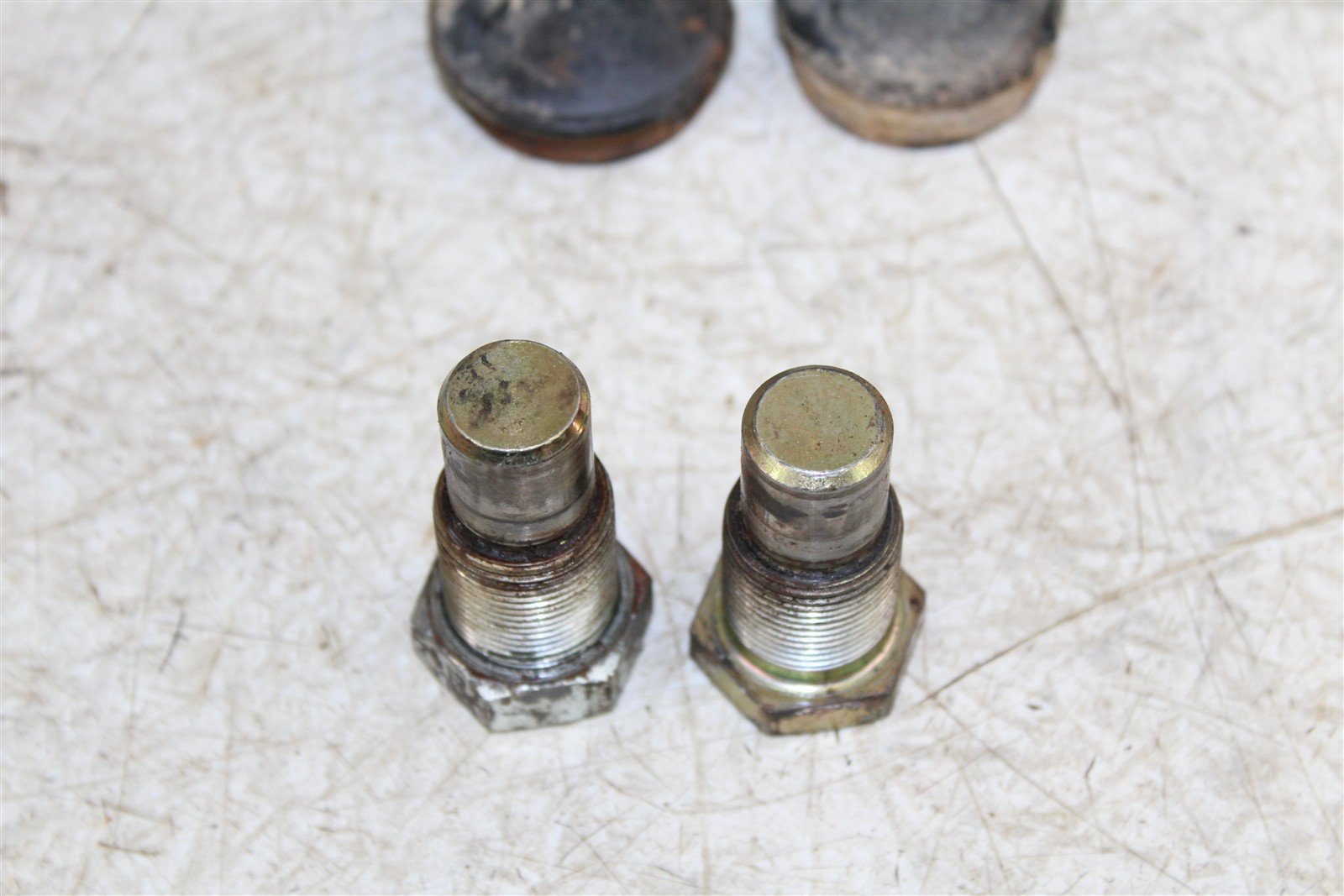1999 Yamaha Bear Tracker 250 Swingarm Pivot Bolts Swing Arm Nut 50122