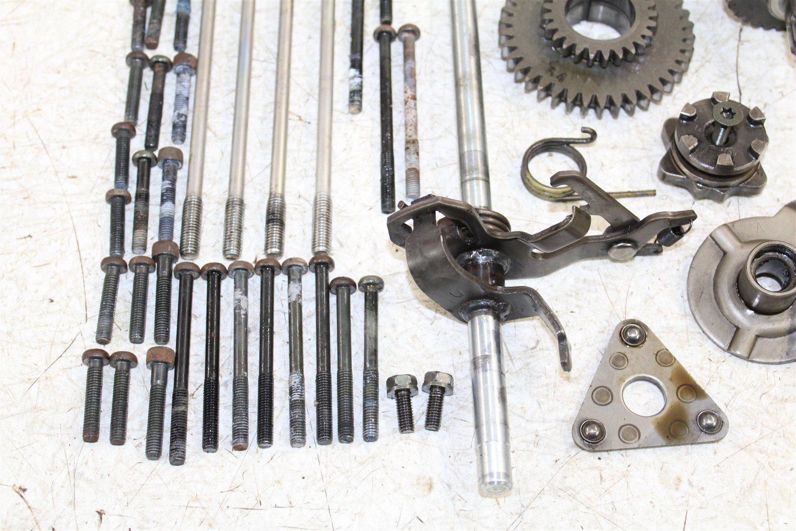 1999 Yamaha Bear Tracker 250 Transmission Gears Shift Shaft Forks Drum 50122