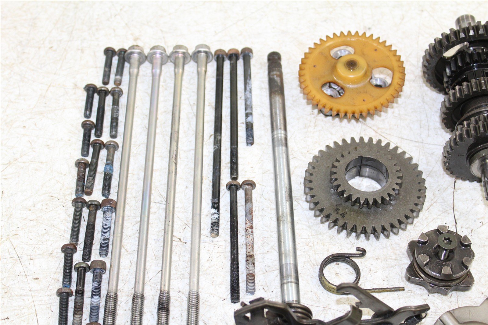 1999 Yamaha Bear Tracker 250 Transmission Gears Shift Shaft Forks Drum 50122