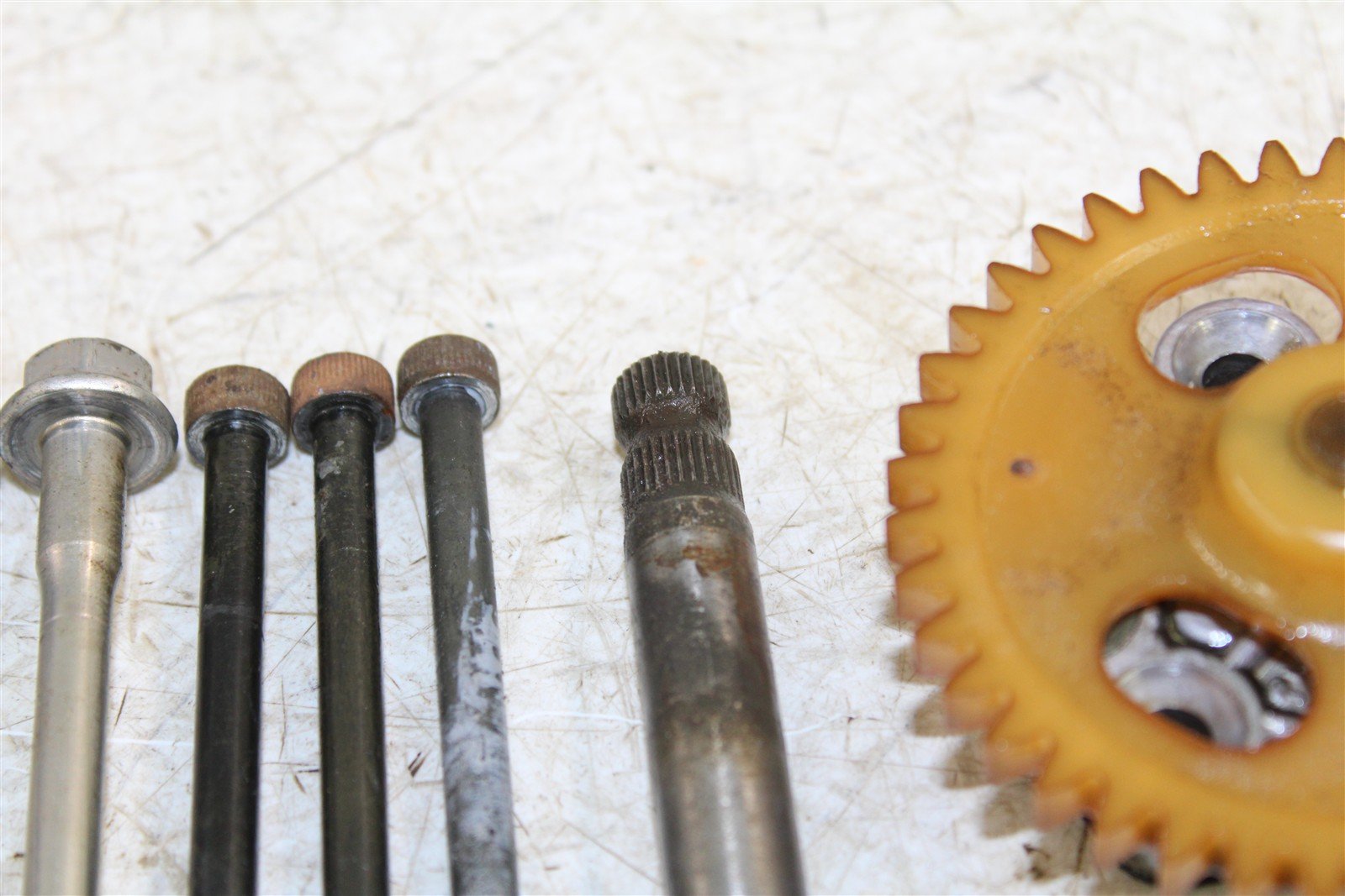 1999 Yamaha Bear Tracker 250 Transmission Gears Shift Shaft Forks Drum 50122