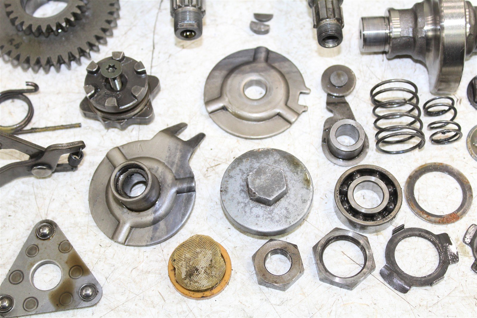 1999 Yamaha Bear Tracker 250 Transmission Gears Shift Shaft Forks Drum 50122