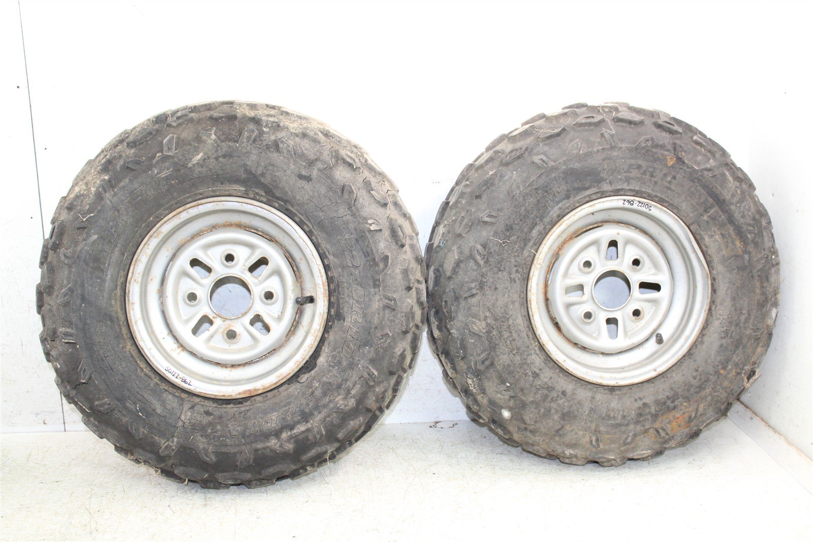 1999 Yamaha Bear Tracker 250 Front Wheel Set Rims 50122