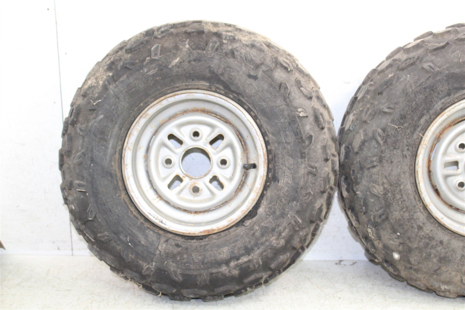 1999 Yamaha Bear Tracker 250 Front Wheel Set Rims 50122