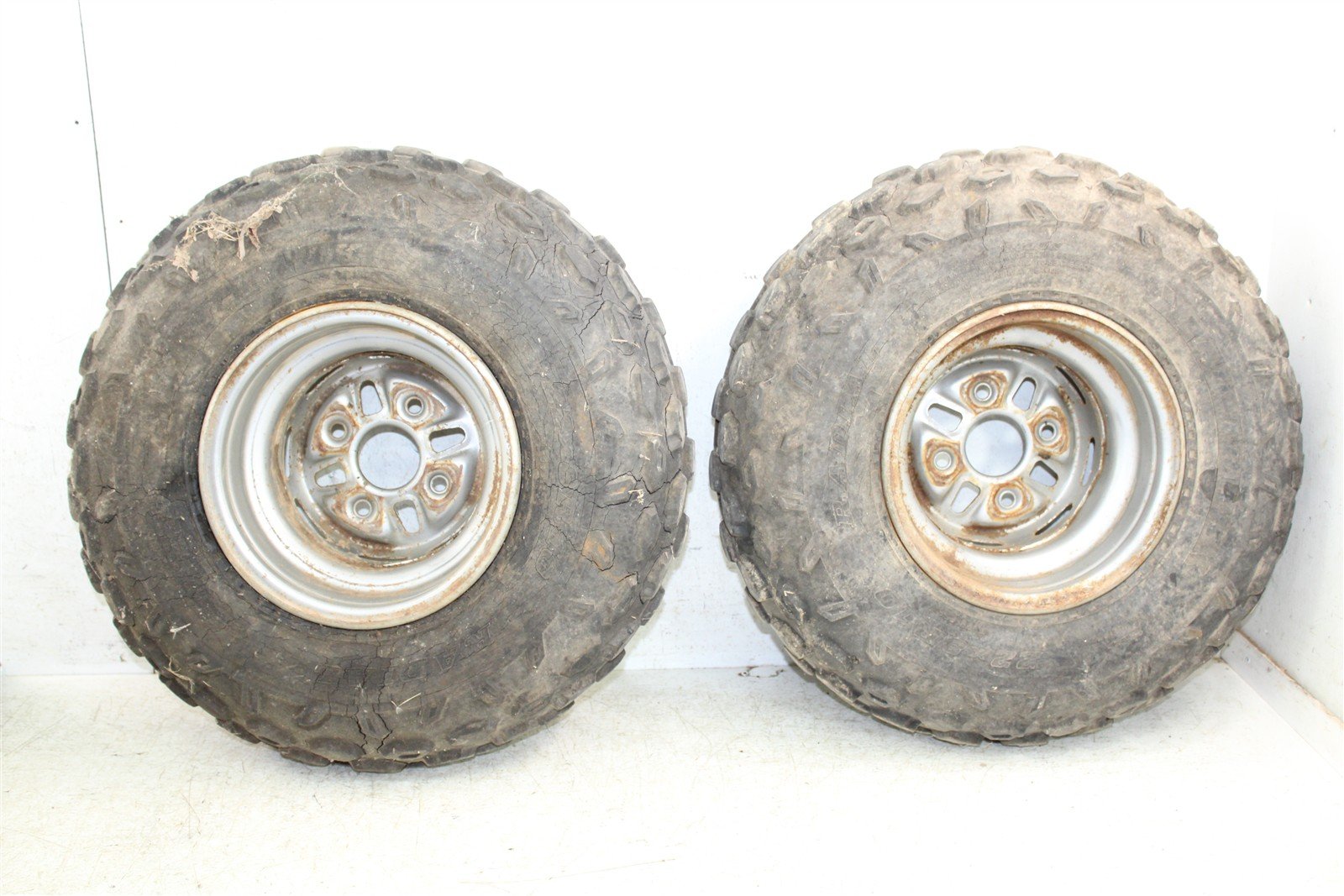 1999 Yamaha Bear Tracker 250 Front Wheel Set Rims 50122