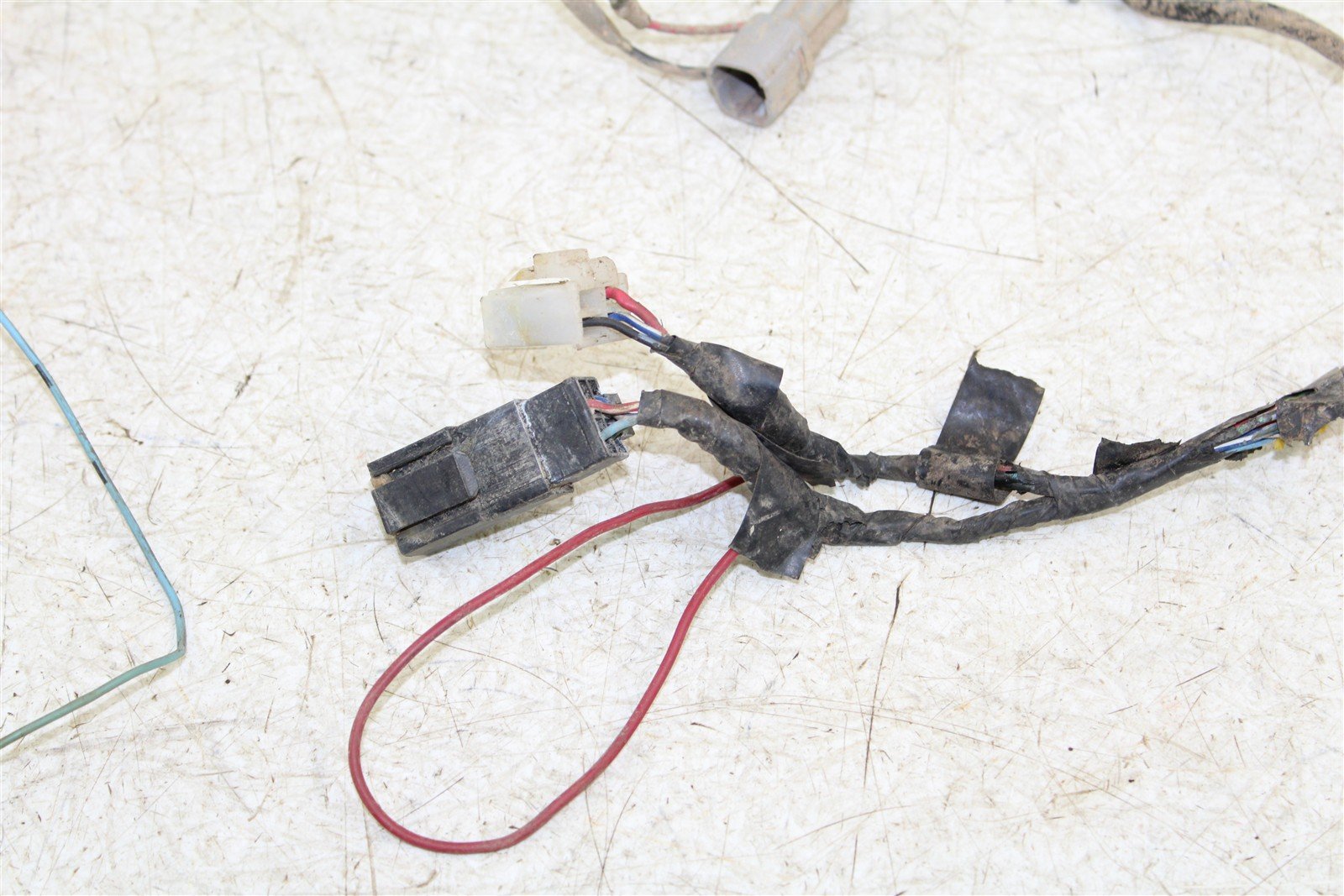 1999 Yamaha Bear Tracker 250 Wire Wiring Harness Loom 50122