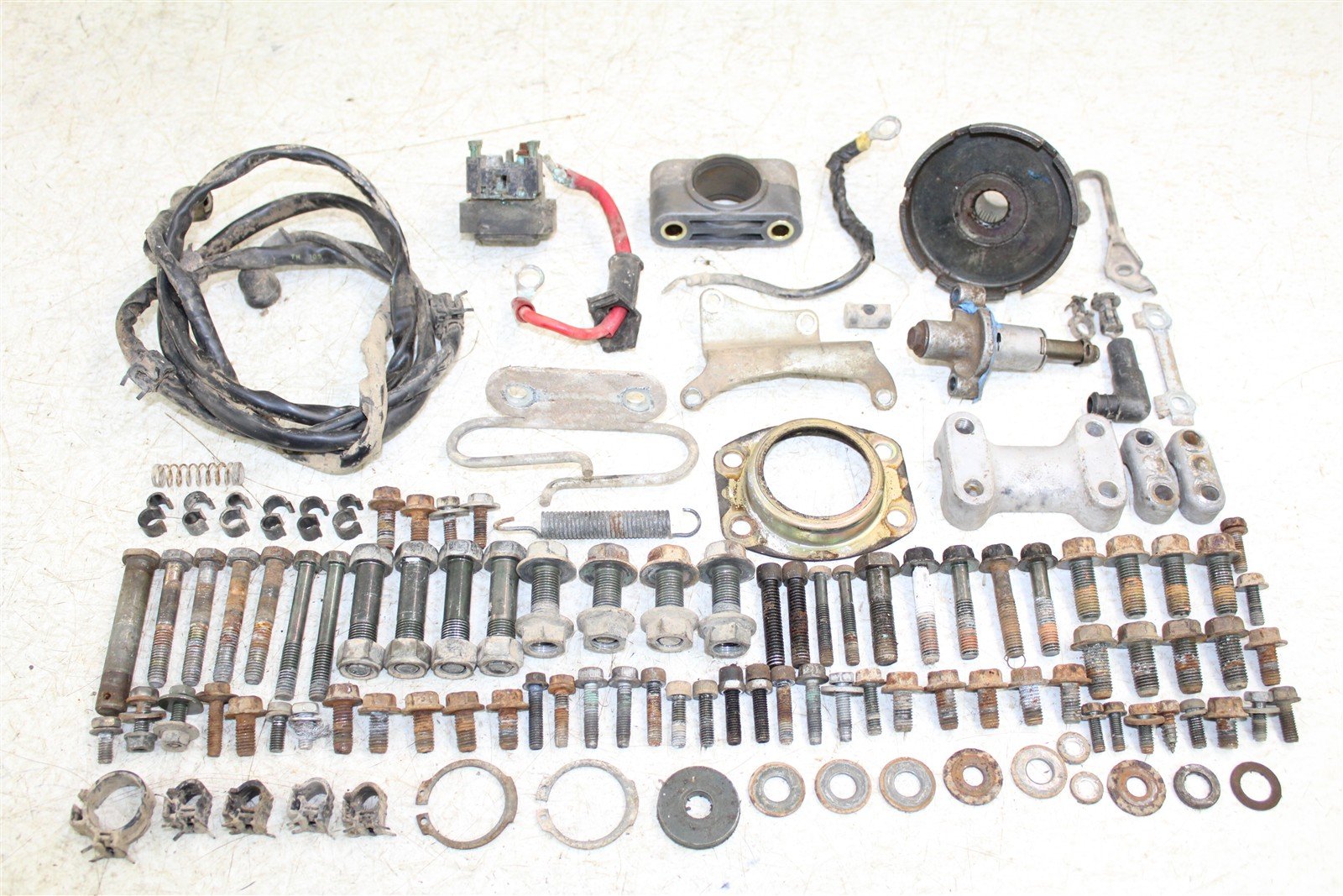 1999 Yamaha Bear Tracker 250 Chassis Bolt Kit Hardware Bracket Mount Wire 50122