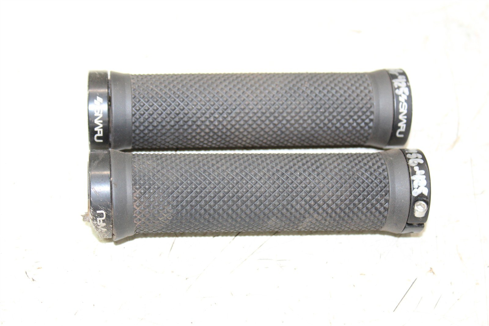 2007 Polaris Trail Boss 330 2x4 SNAFU Handlebar Lock On Grips 34156