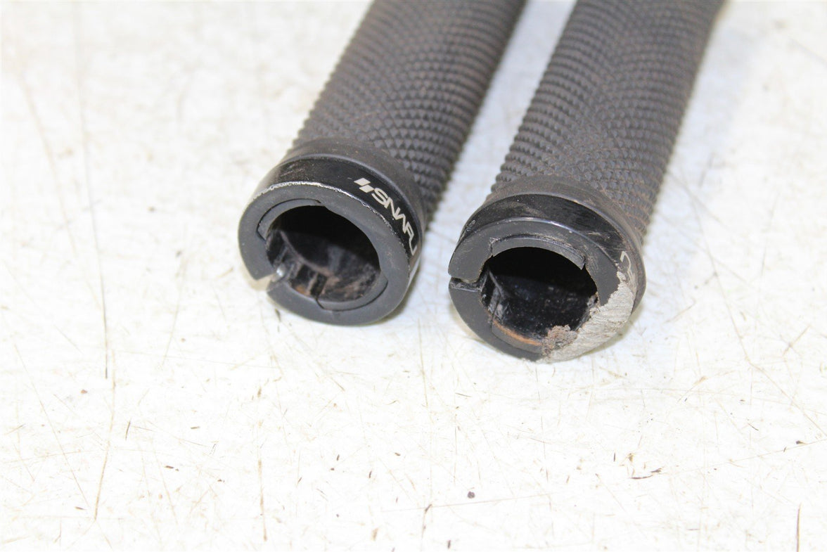 2007 Polaris Trail Boss 330 2x4 SNAFU Handlebar Lock On Grips 34156