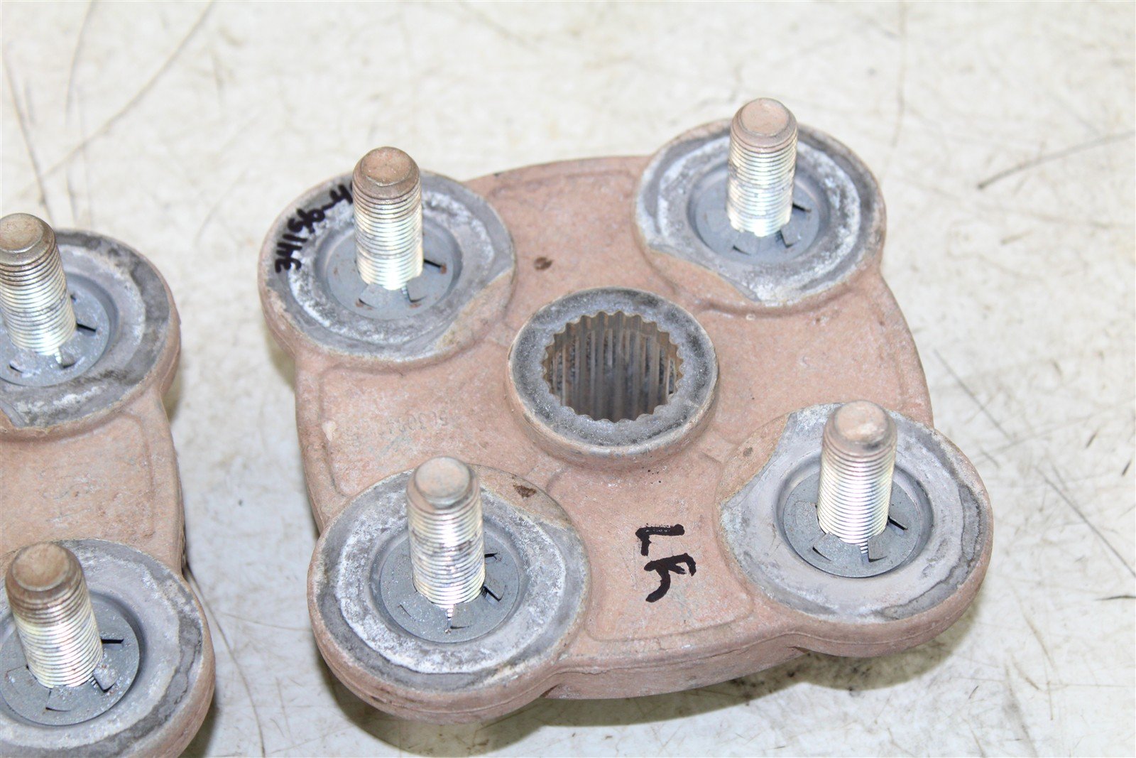 2007 Polaris Trail Boss 330 2x4 Rear Hubs Wheel Mounts 34156