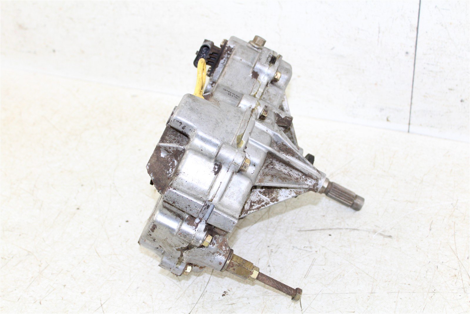2007 Polaris Trail Boss 330 2x4 Transmission Gear Box Case 34156