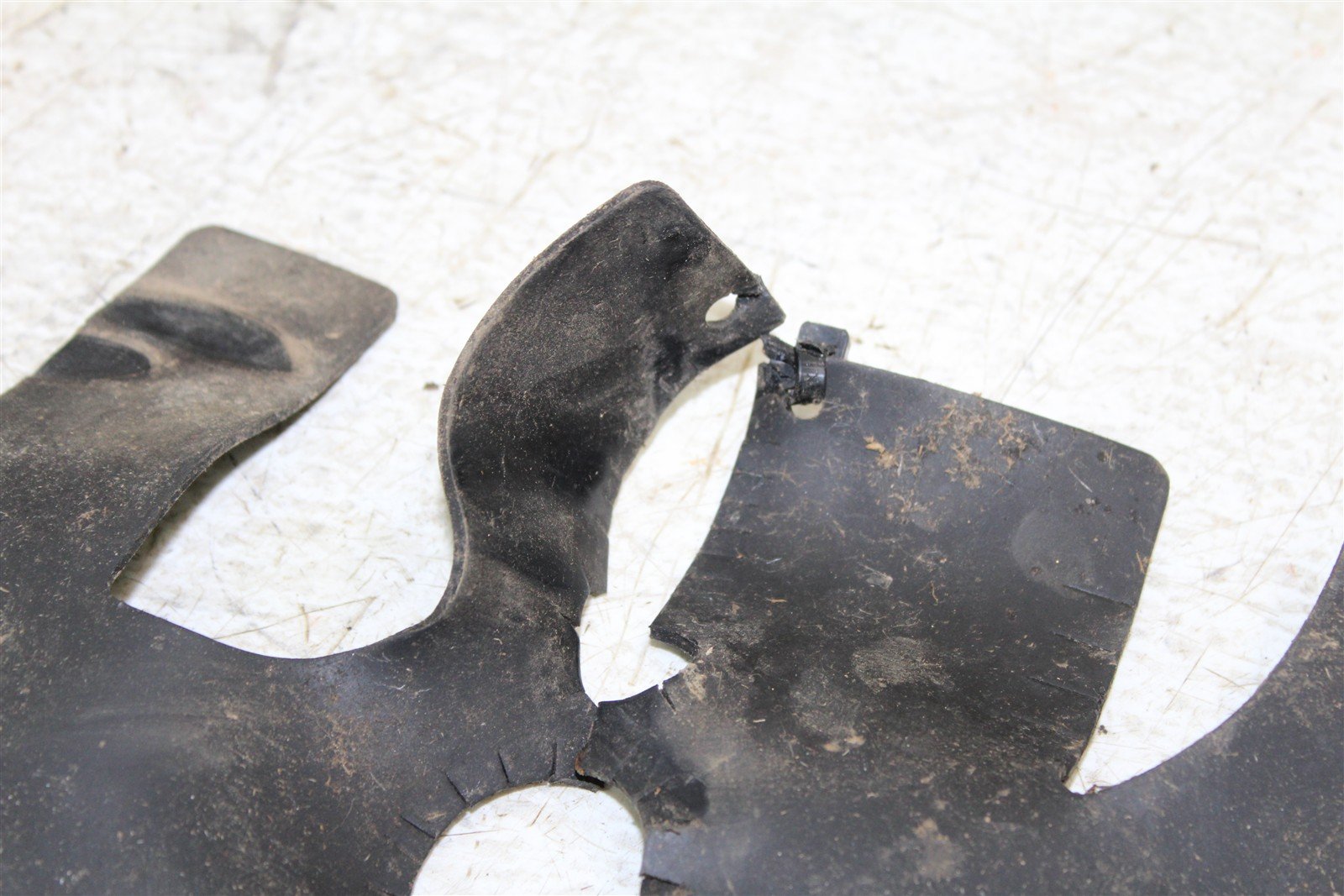 2008 Kawasaki Prairie 360 4x4 Lower Gas Fuel Tank Heatshield Rubber 24060