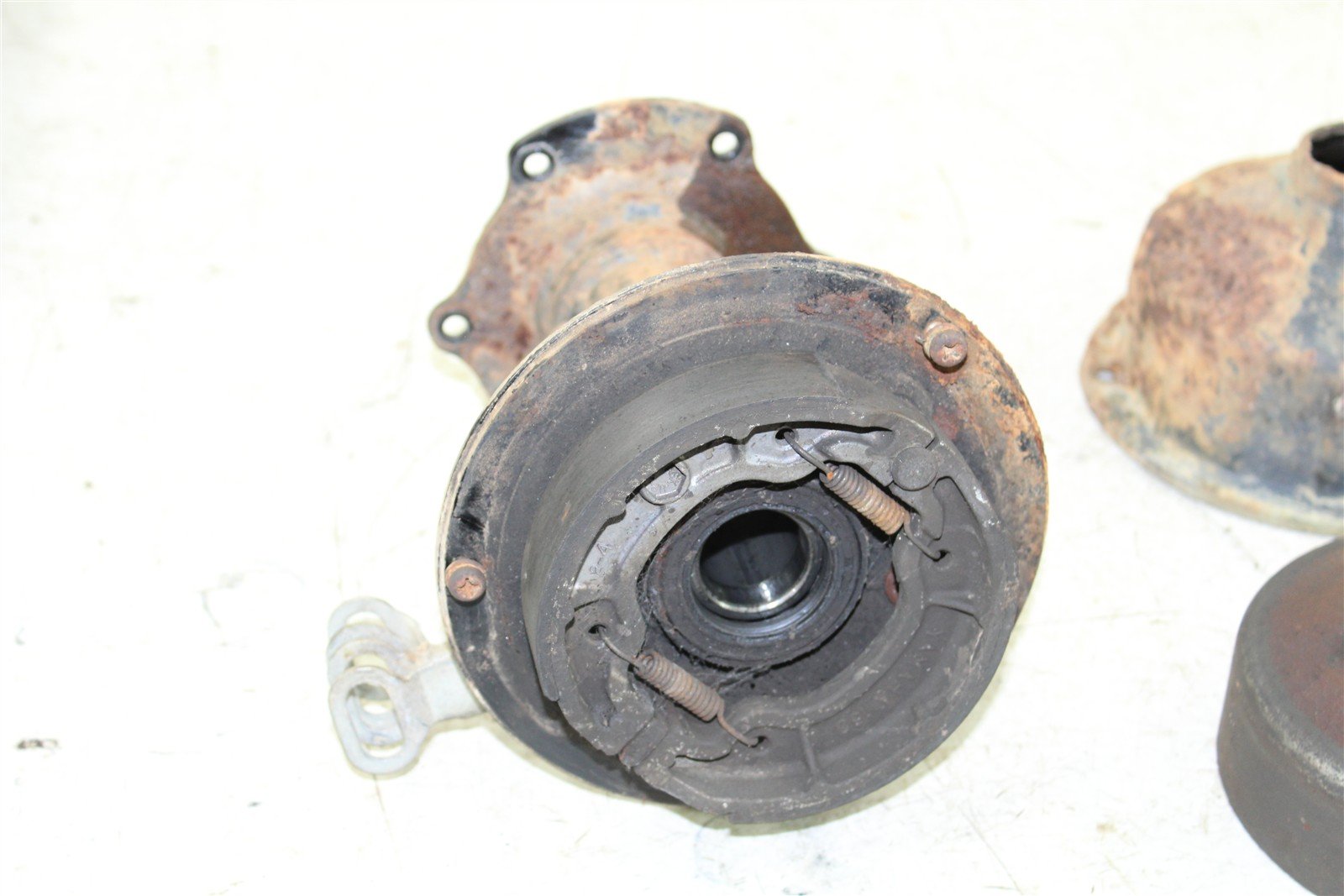 2003 Yamaha Raptor 80 Rear Axle Carrier Housing w/ Brake Drum Assembly 50123