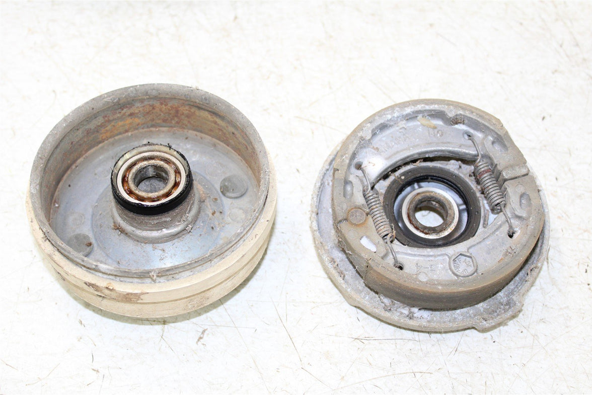 2003 Yamaha Raptor 80 Front Right Brake Drum Backing Plate Panel Hub 50123