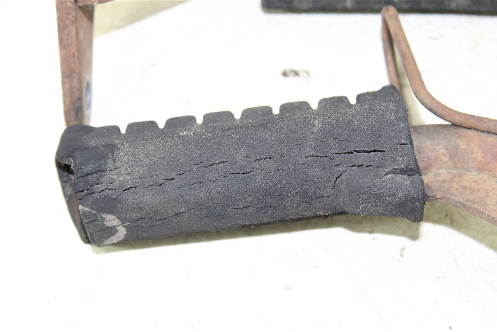 2003 Yamaha Raptor 80 Foot Pegs Rests Set Left Right 50123