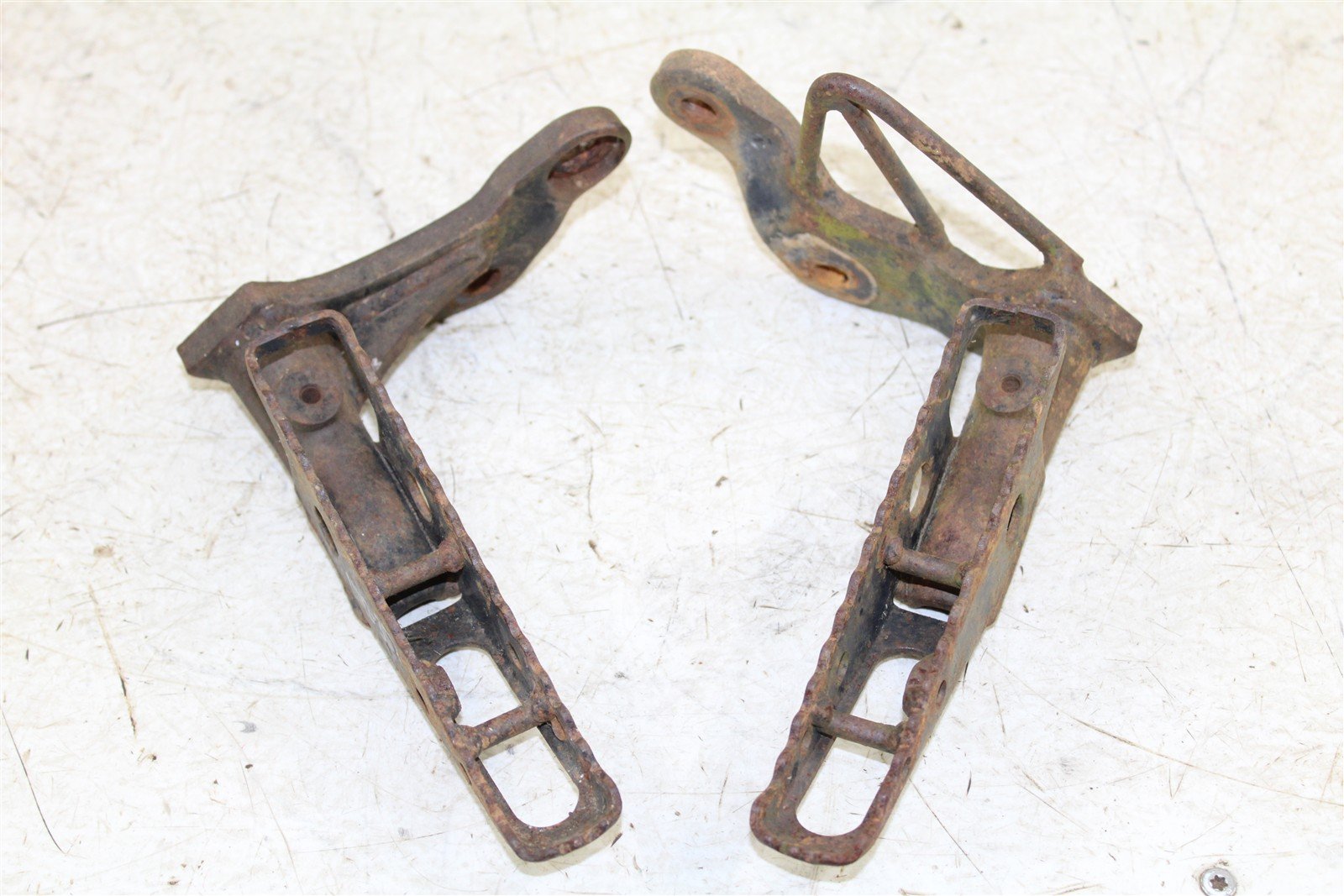 2002 Honda TRX 300EX Foot Pegs Rests Set Left Right 11112