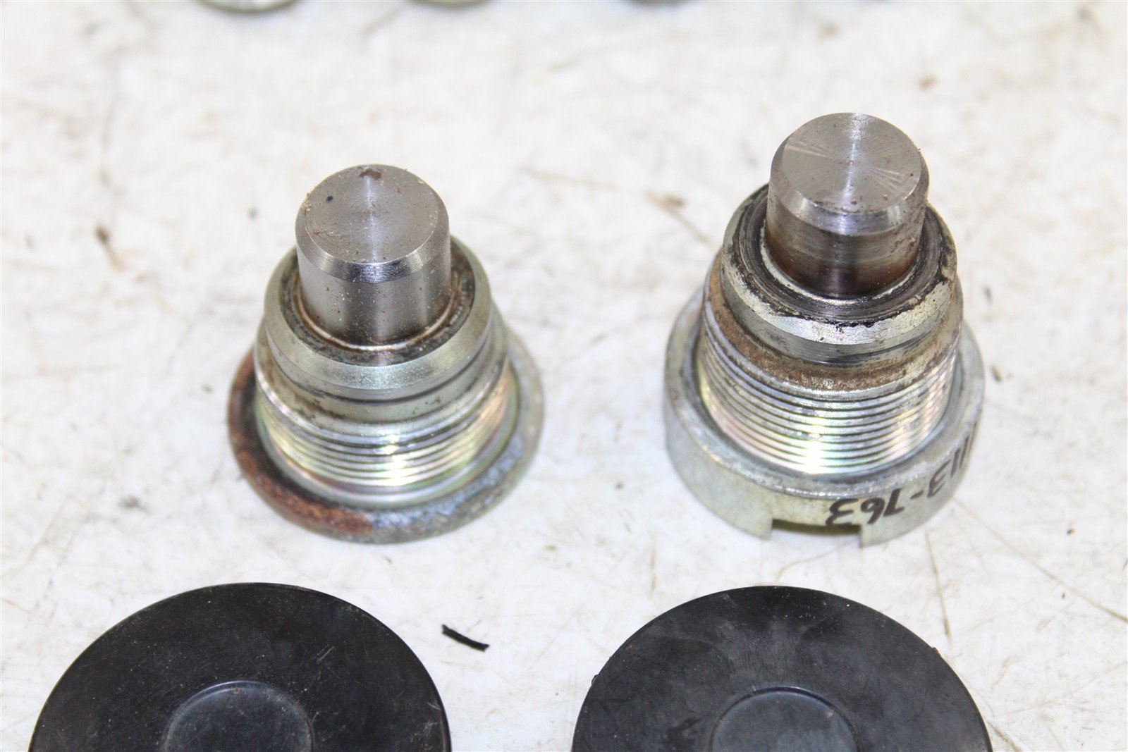 1988 Honda Fourtrax 300 4x4 Swingarm Pivot Bolts Swing Arm Nut 11113