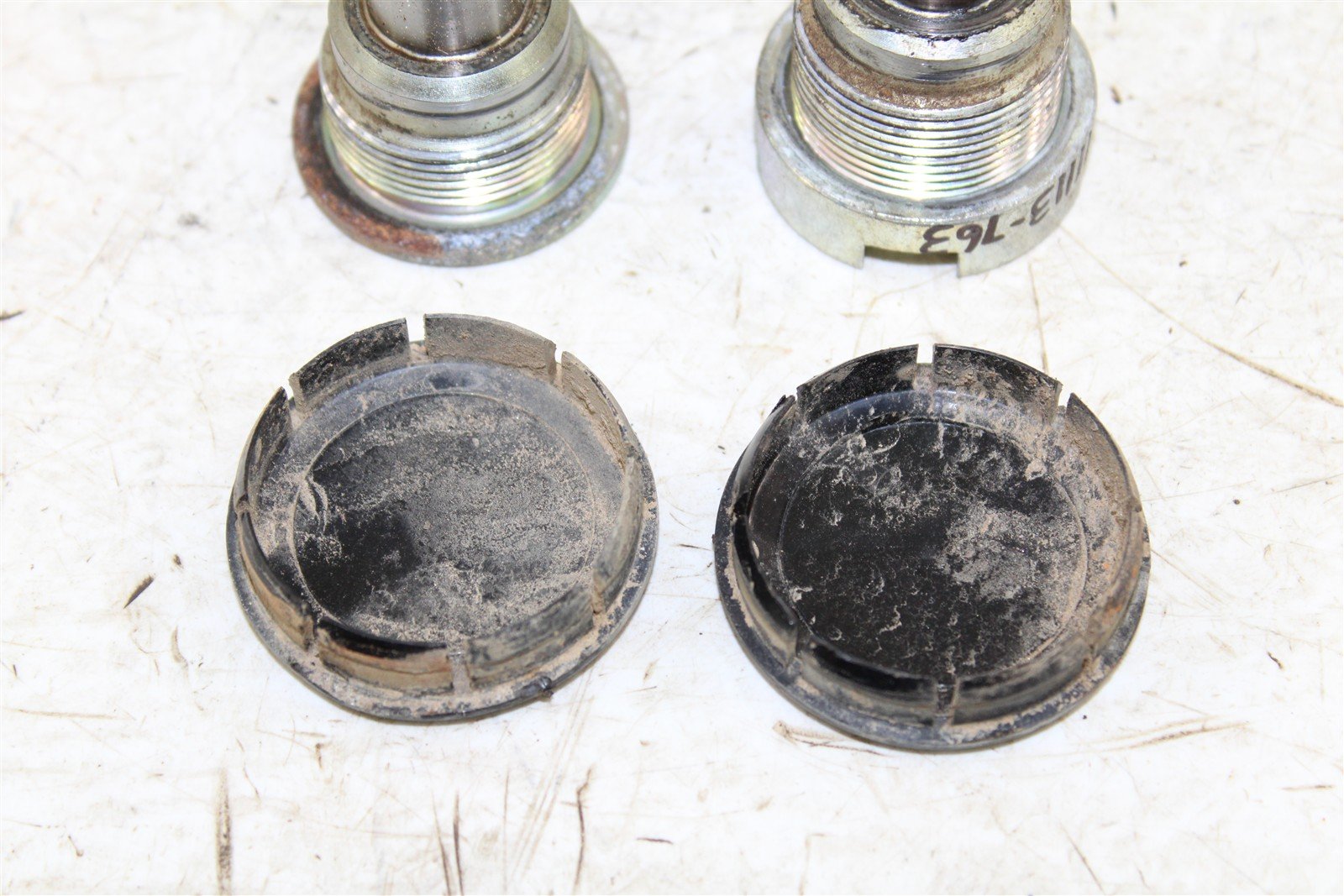 1988 Honda Fourtrax 300 4x4 Swingarm Pivot Bolts Swing Arm Nut 11113