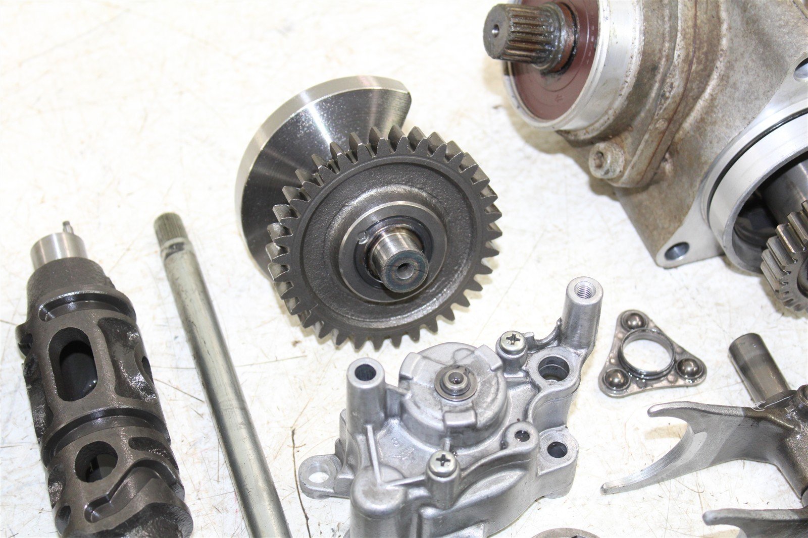 1988 Honda Fourtrax 300 4x4 Transmission Gears Shift Shaft Forks Drum 11113