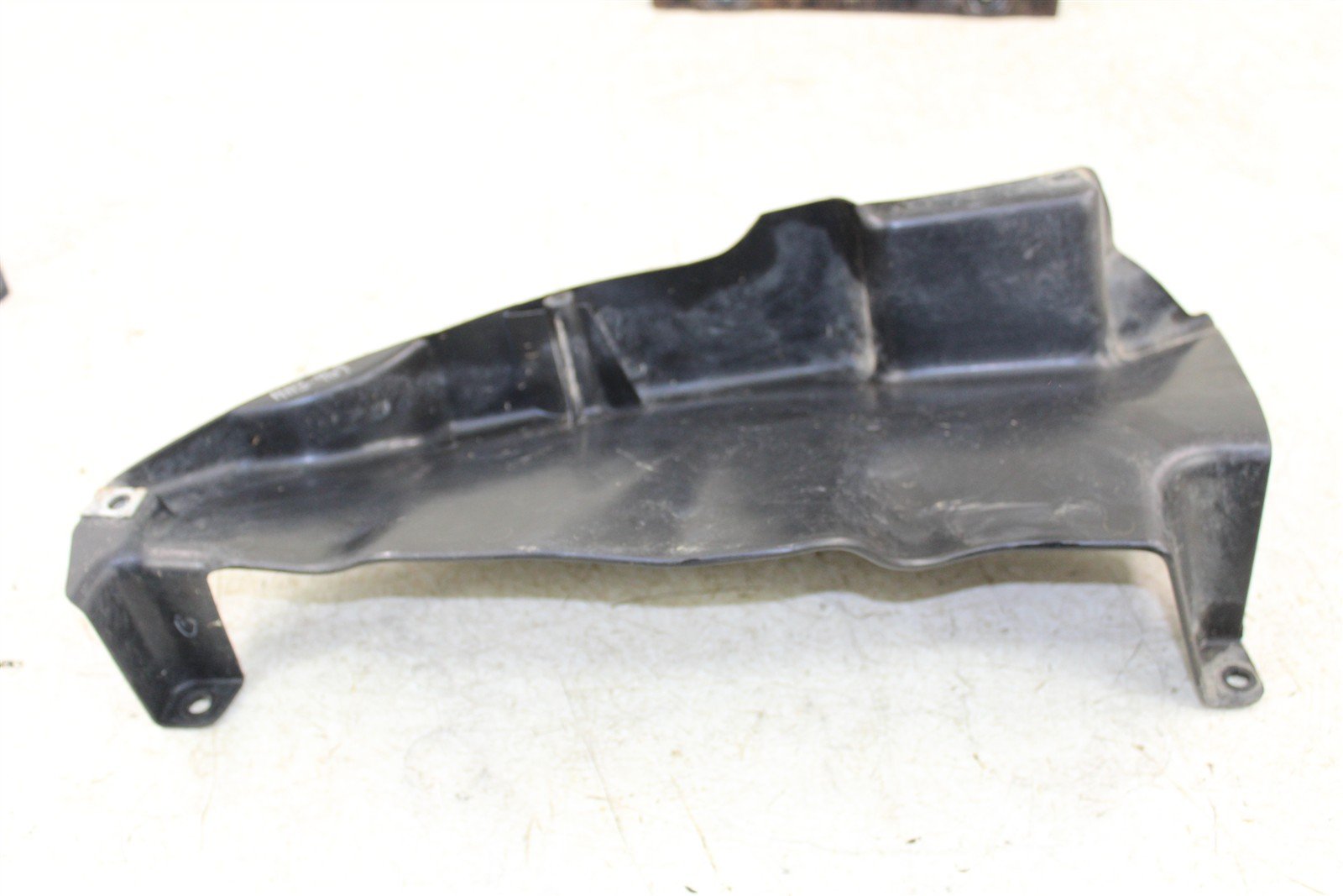 1988 Honda Fourtrax 300 4x4 Plastic Inner Fenders Panels Left Right 11113