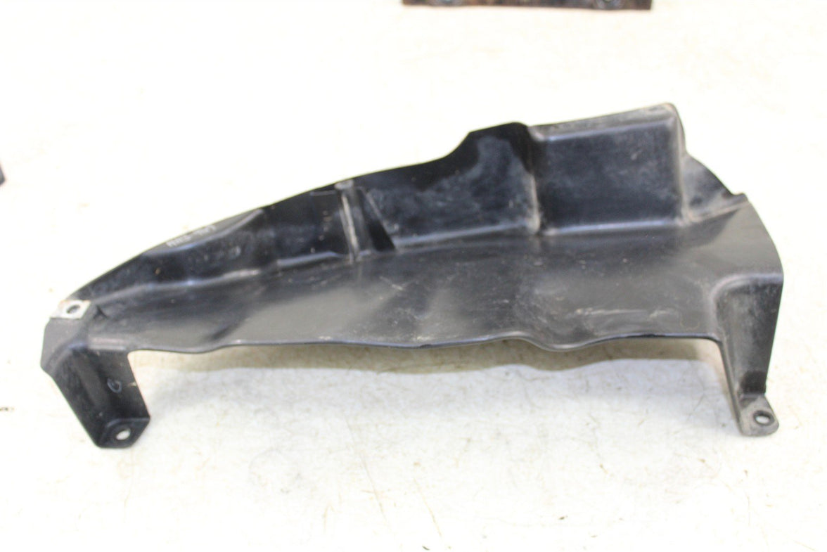 1988 Honda Fourtrax 300 4x4 Plastic Inner Fenders Panels Left Right 11113