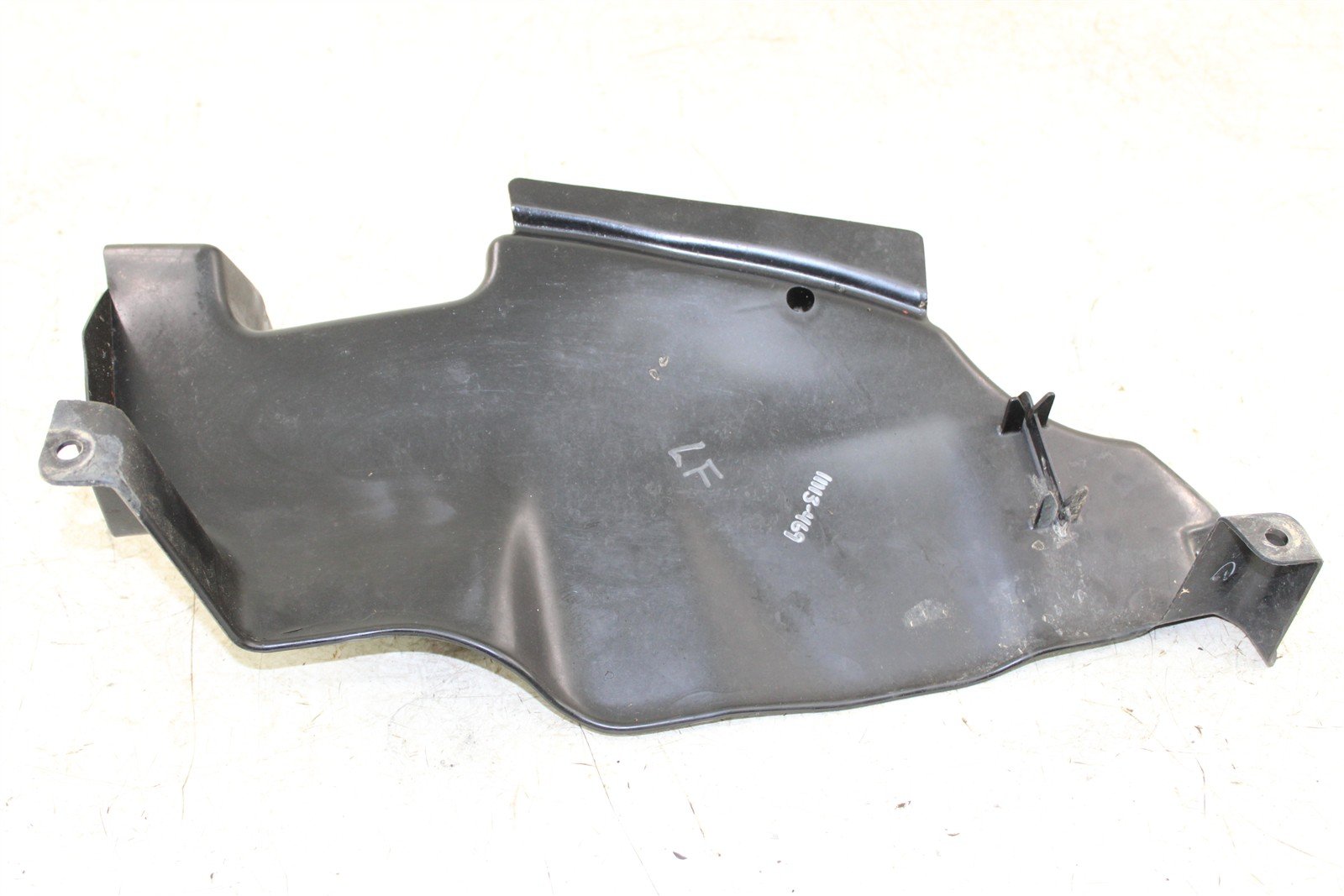 1988 Honda Fourtrax 300 4x4 Plastic Inner Fenders Panels Left Right 11113