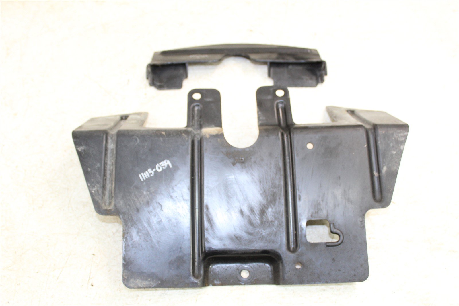 1988 Honda Fourtrax 300 4x4 Snorkel Plate Air Guide Plastic Cover 11113