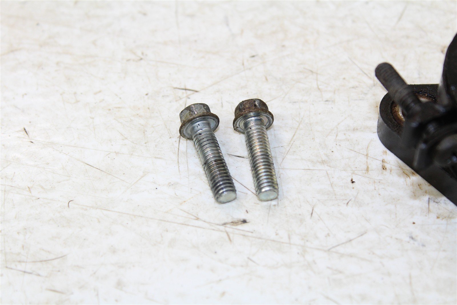 1988 Honda Fourtrax 300 4x4 Intake Manifold Adapter 11113