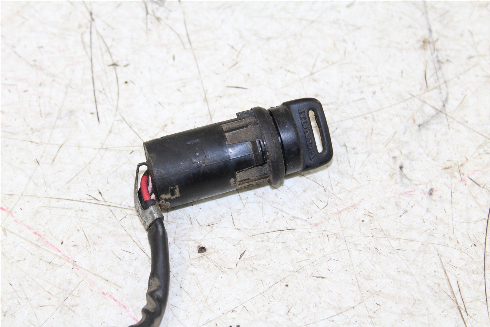 1988 Honda Fourtrax 300 4x4 Key Ignition Switch 11113