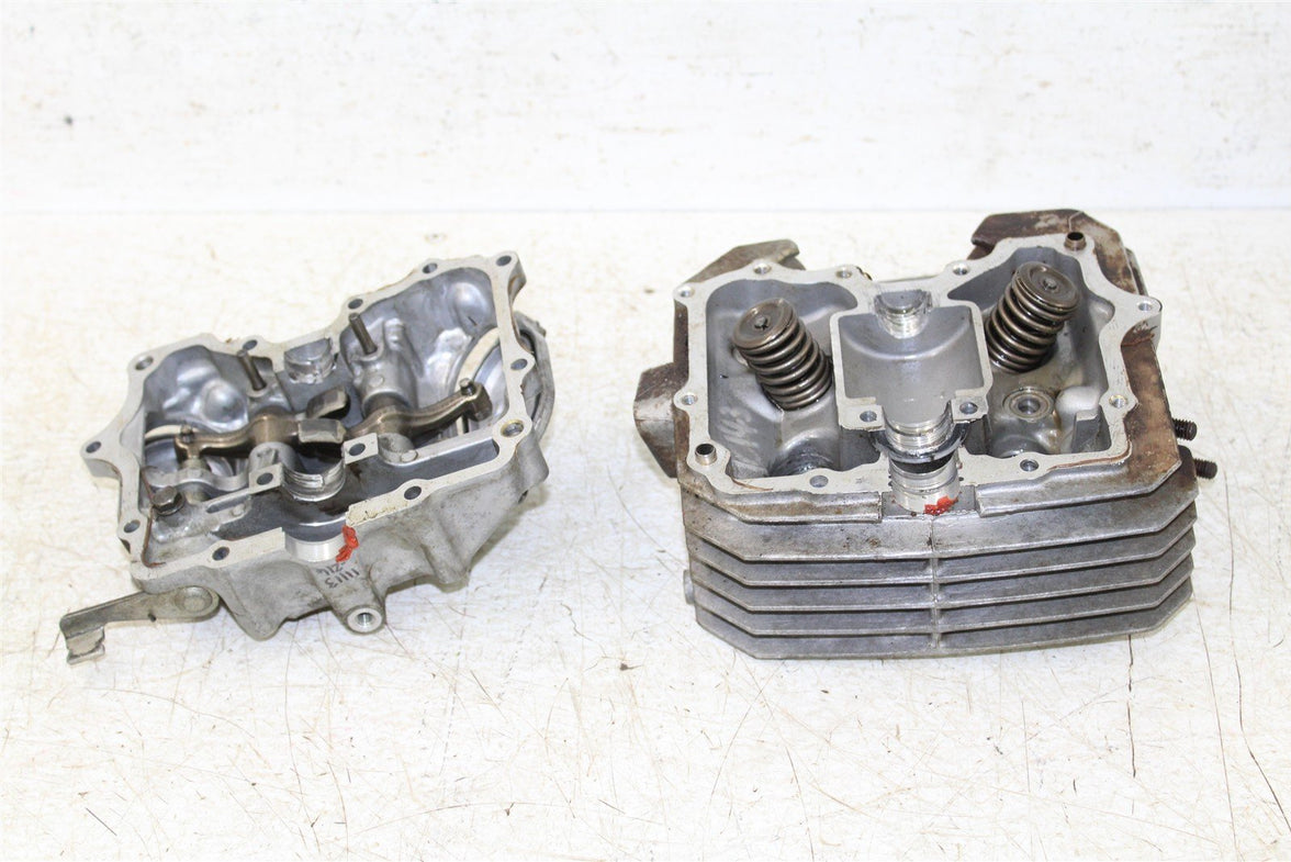 1988 Honda Fourtrax 300 4x4 Cylinder Head Valve Cover Rockers READ DESCRIP 11113